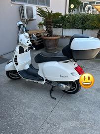 Vespa Piaggio GTS 300