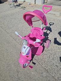 Triciclo stile scooter per bambine