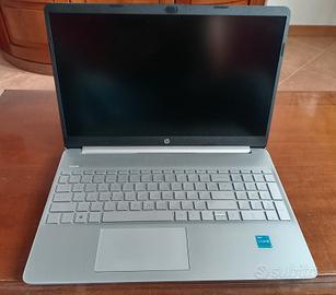 Laptop HP 15s 15.6" Windows 11 