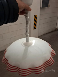 Lampadario cucina vintage anni 70 in vetro opalino