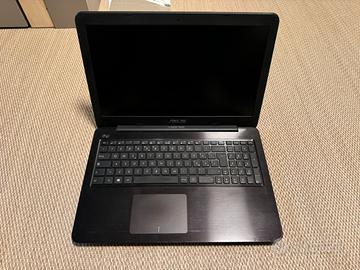 Notebook Asus model F556U