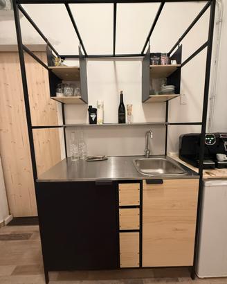 Cucina monoblocco nero/frassino
