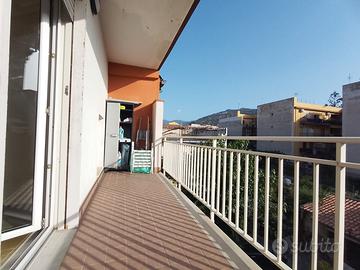 NIZZA DI SICILIA - 2 locali per professionisti