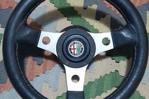 Volante d'epoca LUISI per Alfa Romeo GT + Mozzo