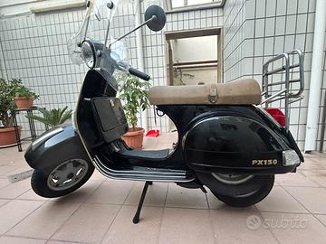 Vespa PX 150 Millennium 