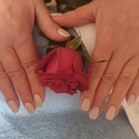 Passione unghie - Manicure e applicazione smalto