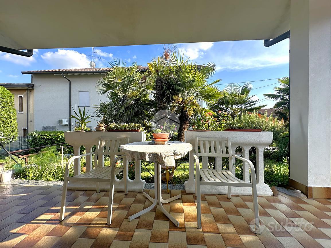 VILLA SINGOLA A SANTO STEFANO TICINO - Vista 2