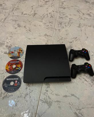 PlayStation 3,con 2 controller e 3 giochi