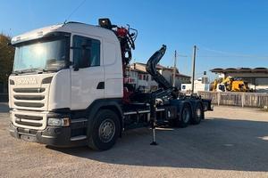 Scania G490 euro 6 con Gru + gancio scarrabile