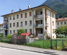 APPARTAMENTO TRICAMERE CON GIARDINO ESCLUSIVO