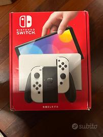 Nintendo Switch OLED Console Portatile 64G