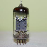 6189 / 12AU7WA ( E82CC ) BELVU / Mazda Tripla Mica