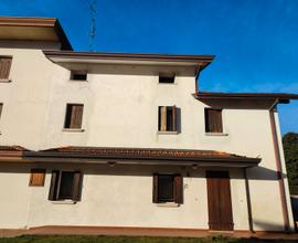Villetta a schiera sul fiume Noncello