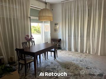 Via Monteverdi ampio appartamento ultimo piano