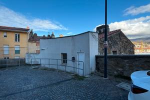 Super Attico indipendente con terrazzo