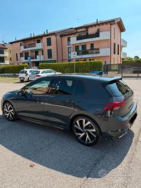 Volkswagen Golf 8 R-line 2023