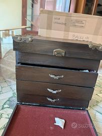 Baule in legno-scrigno
