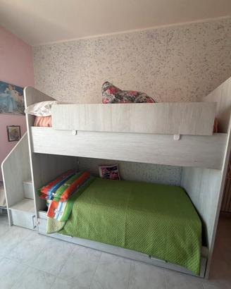 Letto a castello in legno, come nuovo
