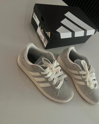 Scarpe adidas