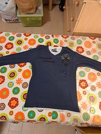 maglia con maniche lunghe