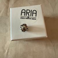 Charm Pandora