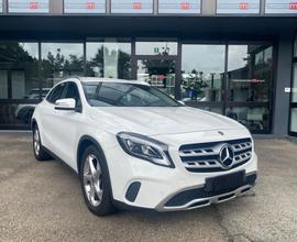 MERCEDES-BENZ GLA 200 d Automatic 4Matic Premium