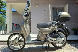 Aprilia Scarabeo 100 4T