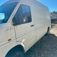 Furgone portata 15q.li
