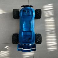 Macchina telecomandata