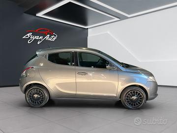Lancia Ypsilon 1.3 mjt Silver S&S 95CV