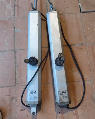 Attuatori cancello faac 400