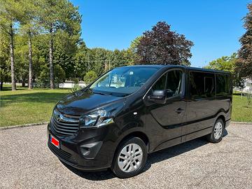 Opel Vivaro BITURBO 8 posti