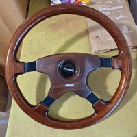 volante momo in radica 