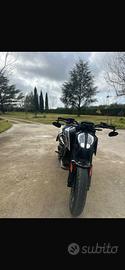 Ktm duke 790