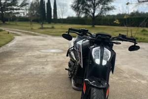 Ktm duke 790