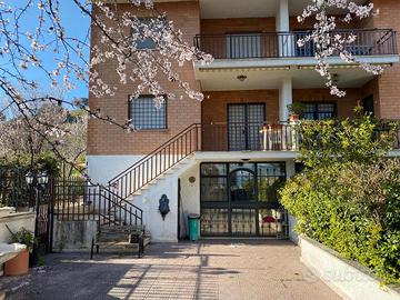 Villa a schiera a Tivoli