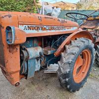 Carraro Tigre  con aratro e estirpatore