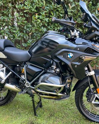 Bmw r 1250 gs triple black