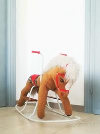 Cavallo a dondolo