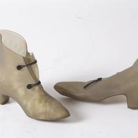 Copriscarpe in gomma per donna, tacco, anni '60. t