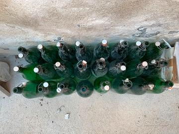 24 bottiglioni di vetro verde - 2L