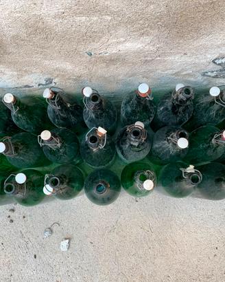 24 bottiglioni di vetro verde - 2L