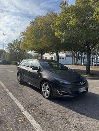 Opel Astra 2.0 CDTI 165CV Sports Tourer aut. Cosmo