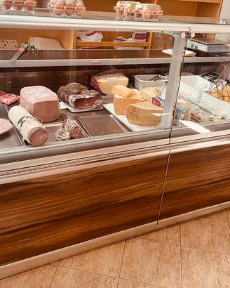 Banco frigo per salumi e formaggi