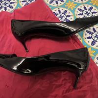 Scarpe decollete vernice nera