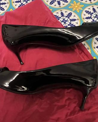 Scarpe decollete vernice nera