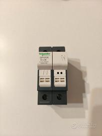 Portafusibili Schneider Electric DF101N 1P+N 10x38