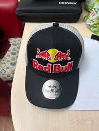 Cappello red bull