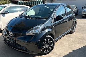 TOYOTA AYGO 1.0 BENZINA 2007 OK NEOPATENTATI