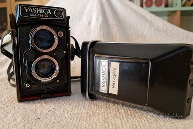 macchina fotografica Yashica Mat- 124 G
